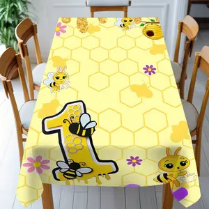 1 piece, cute bee tablecloth, choose it! The modern tablecloth with cartoon prints is soft and durable, perfect for parties, picnics, and camping, suitable for festivals, indoor and outdoor use.