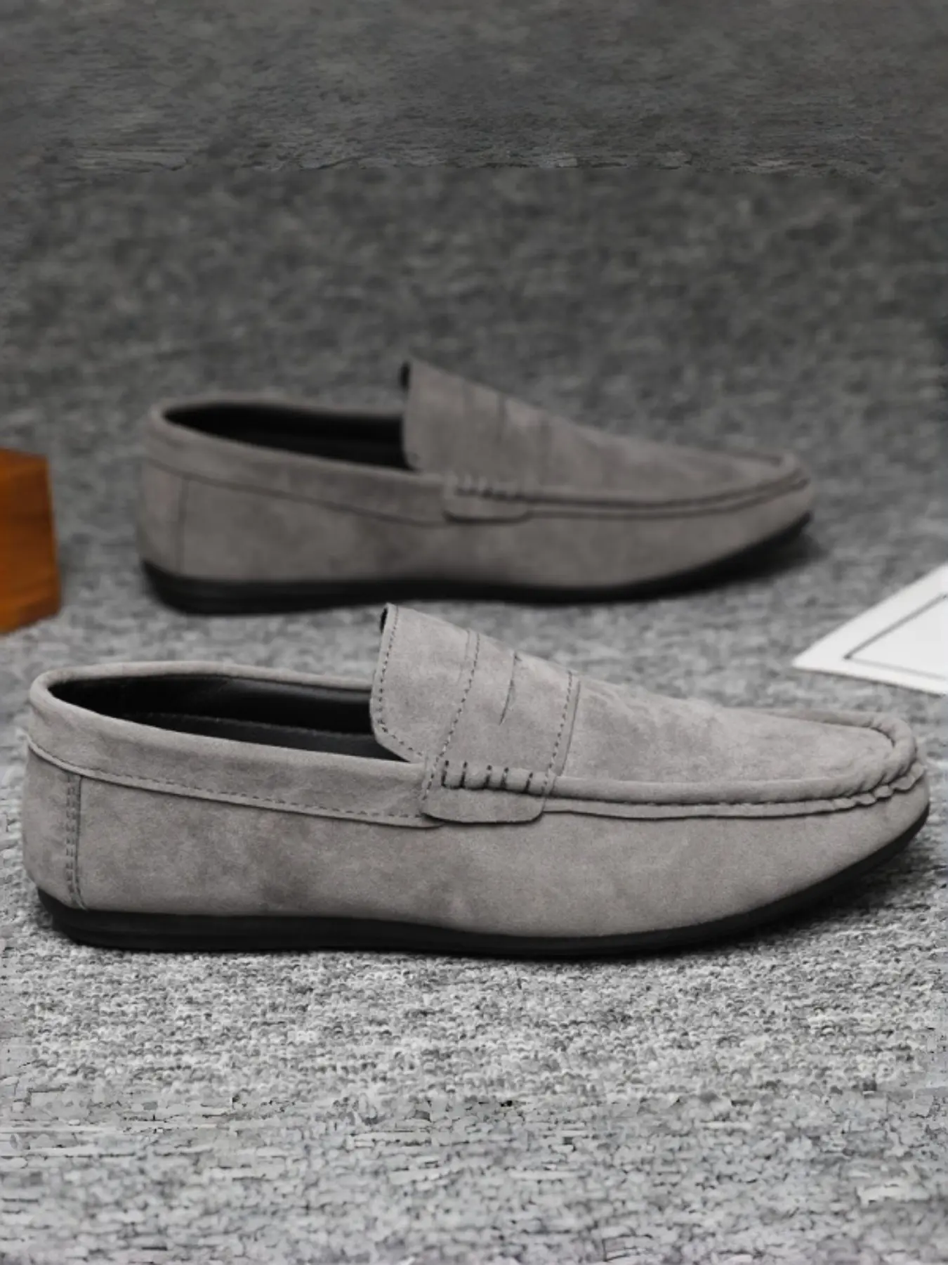 Men's British Style Classic Penny Loafer Shoes, Daily Commute & Light Business Wear, Velvet Texture, Hand-Stitched Design, Rubber, Comfortable & Stylish