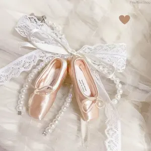 Women's Premium Pink Ballet Shoe Keychain - Elegant Pearl Bow Bag Charm, Cute Phone Chain for Sports, Outdoor Leisure Fashion Accessory