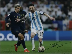 Lionel Messi Argentina National Team Autographed 12" x 16" 2022 FIFA World Cup Final Dribbling Photograph - Fanatics Authentic Certified