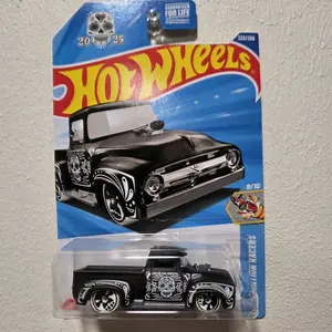 Hot Wheels Custom '56 Ford Truck