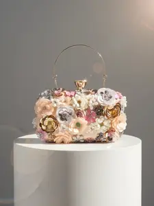 Elegant Embroidered Floral Chain Crossbody Bag, Rhinestone Square Evening Clutch, Versatile Party Handbag for Weddings and Events, Elegant Bags