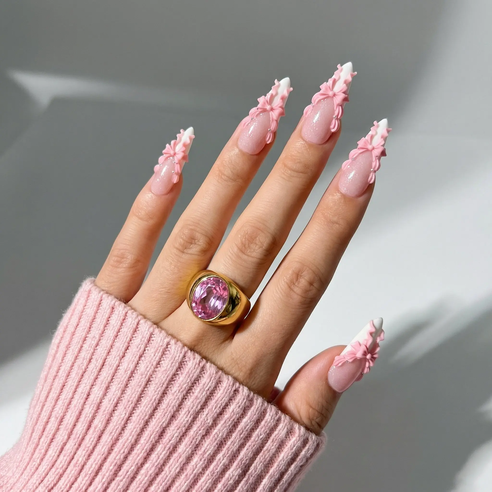 Wrapped in Frosting | Press-On Nails