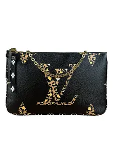Pre-owned na Shoulder Bags Louis Vuitton Jungle Monogram Double Zip Chain Pochette