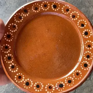 Ceramic Pastry Clay Plate 7 Inch with Decorative Edge Design for Your Needs