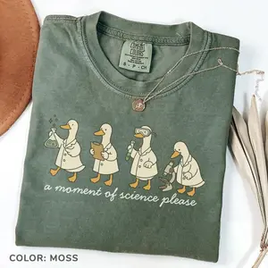 Comfort Colors A Moment of Science TShirt – Funny Science Teacher Tee, STEM TShirt for Women, Chemistry Classroom Gift, Back to School T-Shirt