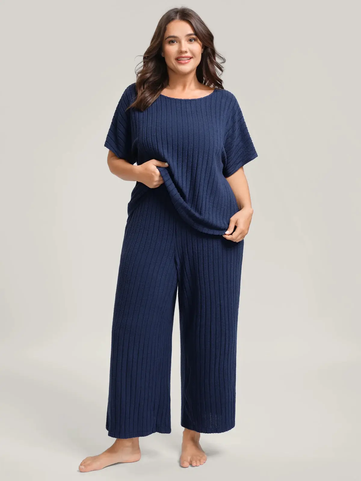 BLOOMCHIC Women's Lady's Basic 2-Piece Loungewear Set [M-6X] - Soft Stretch Spandex Shortsleeve Top,Pocket Bottoms,Comfy Summer Pajama Set for Vacation,Summerfinds, 2 Piece Sets, Two Piece Sets Women