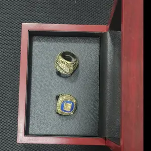 NYYQB 2 RING AND BOX  crafted in silver with a bold jeweled 7 and detailed side engravings A timeless collectible for fans who want to wear baseball history