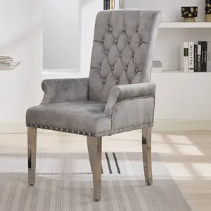 Grey Velvet Armchair Featuring a Tufted Button Backrest and Studded Trim; a High-Back Accent Chair with Stainless Steel Legs, Suitable for Dining Rooms, Bedrooms, Offices, and Living Rooms.