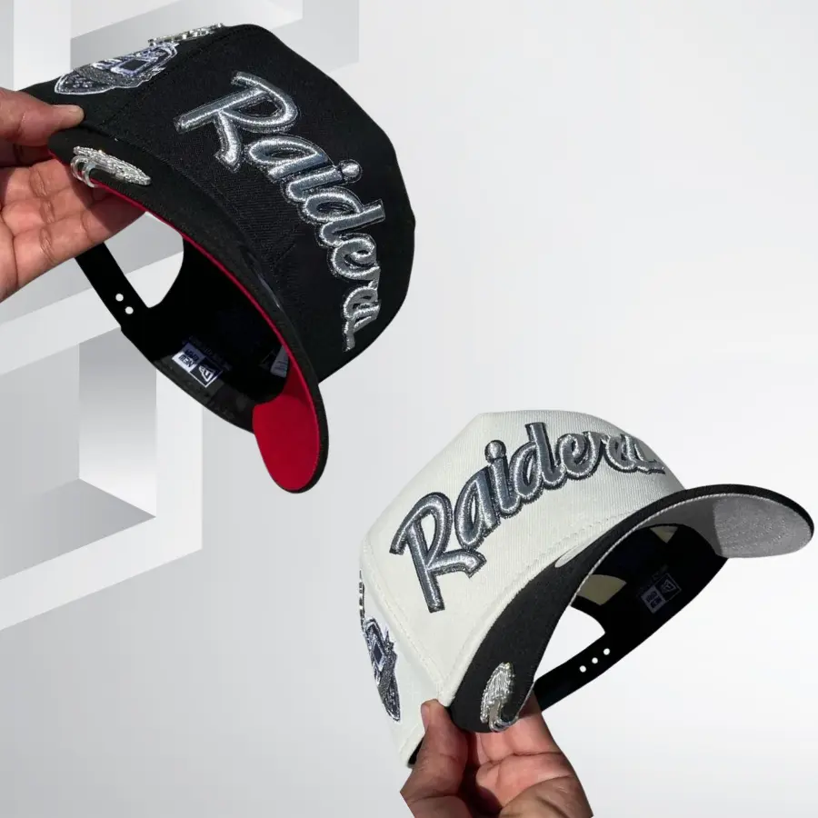 2026 New Era Las Vegas Raiders Trucker Snapback Cap – Adjustable NFL Hat with Embroidered Raiders Shield Logo for Men & Women, Limited Edition 2026 Urban Streetwear Gorra premium, ideal para destacr tu estilo en TikTok.
