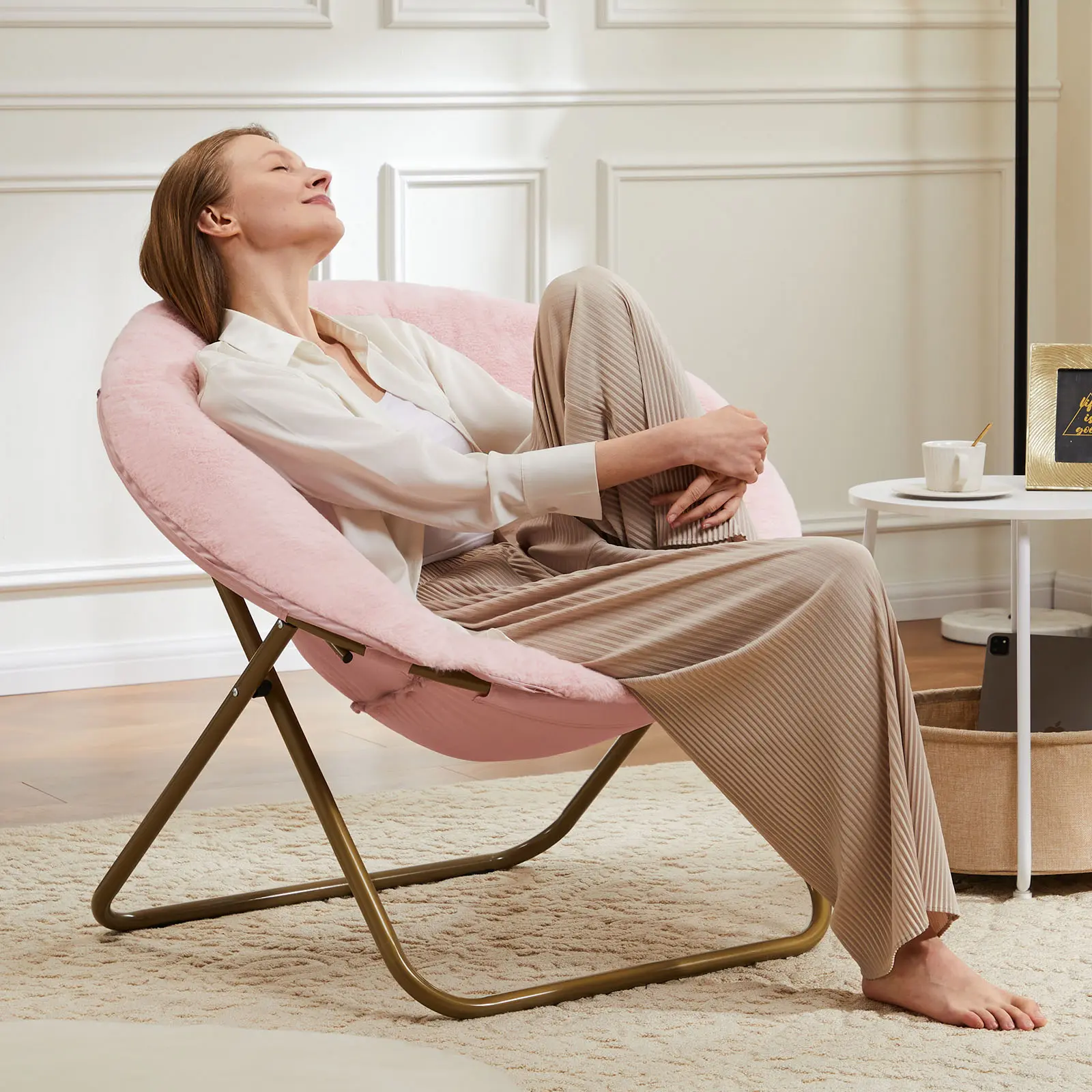 Oversized Faux Fur Saucer Chair, XL Round Foldable Lounge Chair, Comfy Accent Moon Mushroom Seat for Bedroom Dorm Gaming Small Spaces