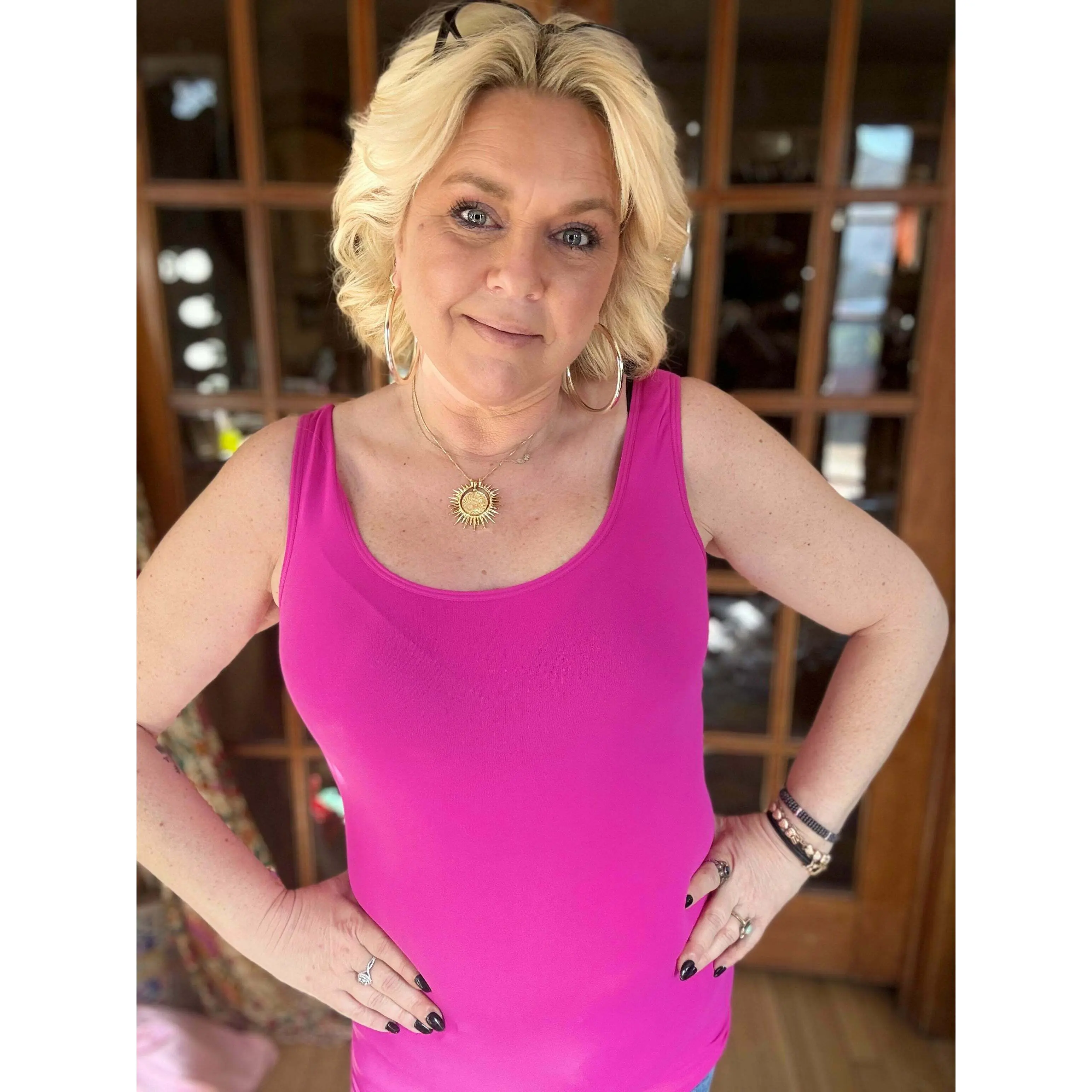 The Magic Tank 1.0 - Hot Pink