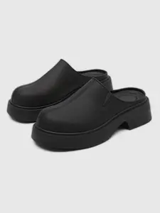New Men's Fashion Stylish Slippers, Trendy Versatile Design Footwear in Size 39-44, Casual Big Toe Slip-On Shoes, Slip On Mules