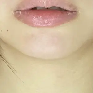 Product Review of [Laka] Soothing Prep Lip Mask — Cooling peel-off lip mask for smoother lip prep and a hydrated feel from b**a