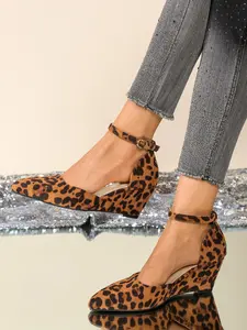 Women's Leopard Print Buckle Design Pointed Toe Chunky Heel Sandals, Ankle Strap Shoes for Spring Summer Fall