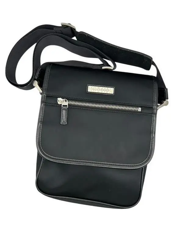 Pre-owned BURBERRY Nylon Crossbody Black Perfect For Daily Use