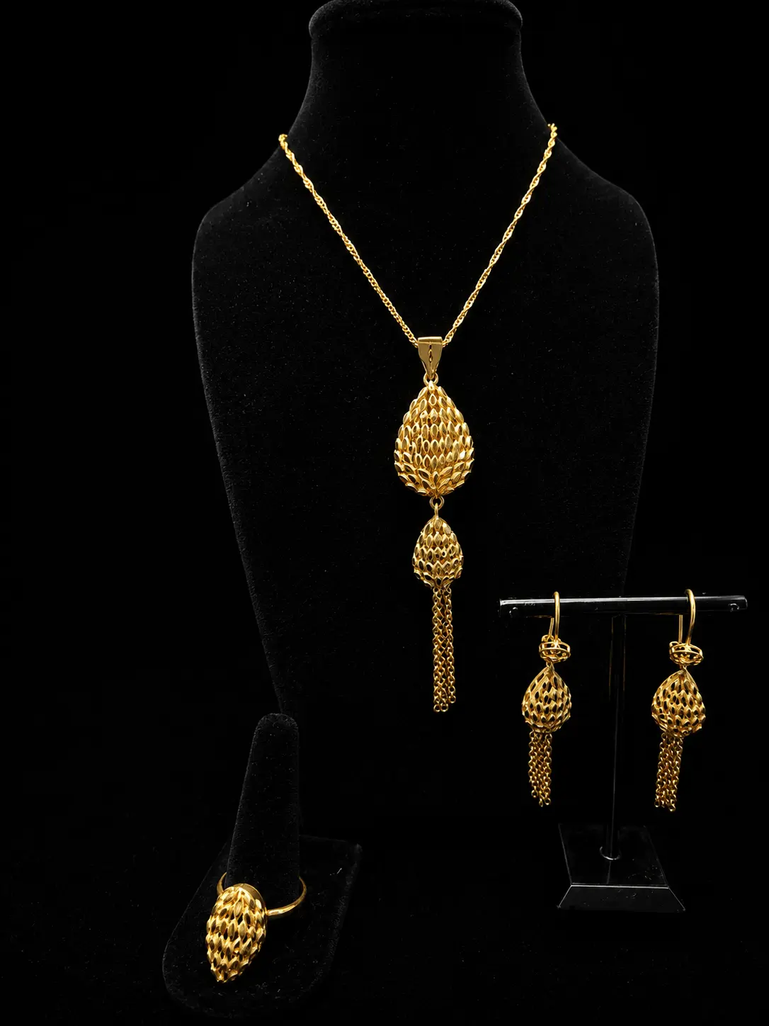 Noor Royale Jewelry Set