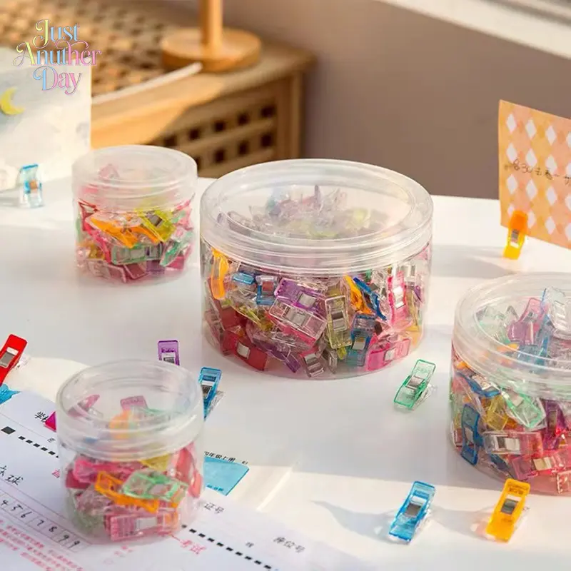 100 Boxed Sewing Clips with Stainless Steel Springs, Sewing Clips, Sewing Tools, Perfect for Quilting, Bookbindings, and Craft Projects