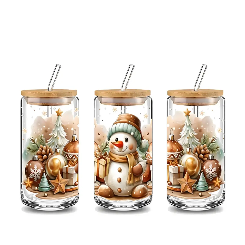 Cute Snowman & Gift Design 16oz Glass Can Cup with Lid and Straw, Reusable Glass Drinking Cup, High-Quality Glass Jar for Iced Coffee, Beer, Juice, Milk, Cold Drinks, Fashionable Glassware, Perfect Gift for Book Lovers, Mom, Family & Friends