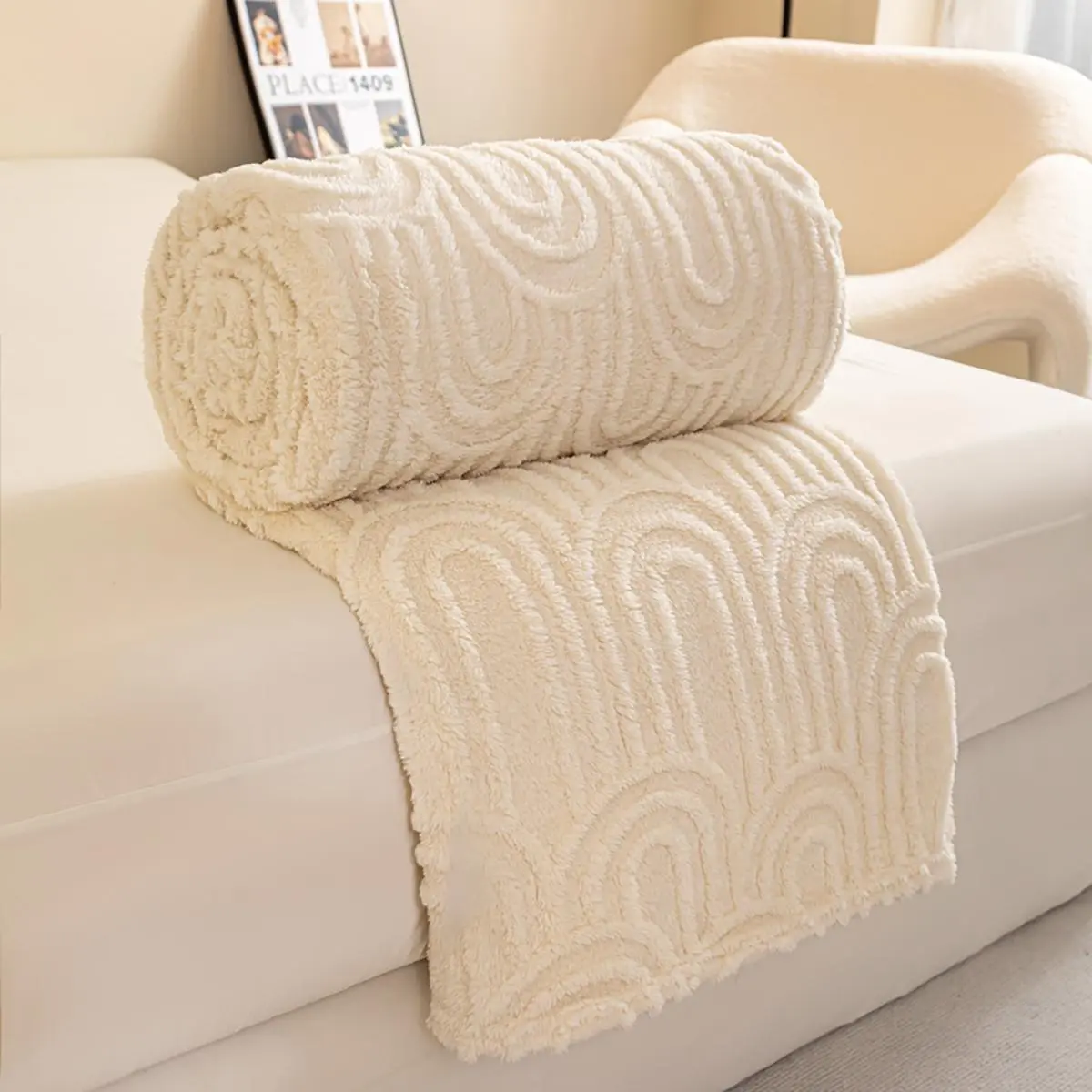 Ultra Soft Fleece Blanket for Adults, Cozy Heavy Blanket for Sleep, Fluffy Warm Throw for Bed and Couch, Gentle Soft Fleece Blanket, Super Soft Blanket, Blankets for Sofa