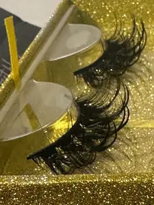 THIRSTY lash strip