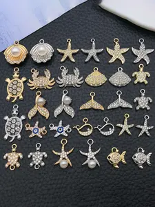 30pcs Mix Assorted Crystal Rhinestone Ocean Animal Charms Turtle Seashell Starfish Fish Dangle Pendants for Bracelets Necklaces Earrings Keychains Making and Crafting