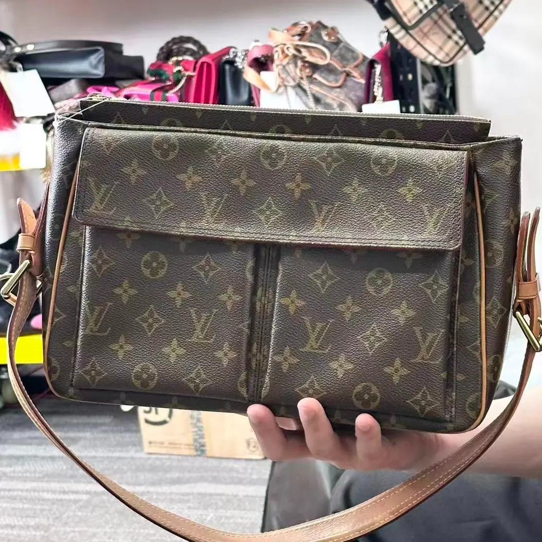 Pre-owned Louis Vuitton canvas Shoulder Bags  Louis Vuitton Monogram Multi Pochette Accessoires Shoulder Bag