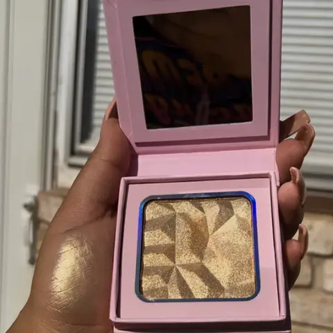 Radiant Shimmer Highlighter