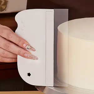 Detachable Hollow Plastic Soft Cream Scraper Squeegee Hanging Compatible Cake Smoothing Spatula Professional Baking Tool For Home Kitchen Baking Lovers