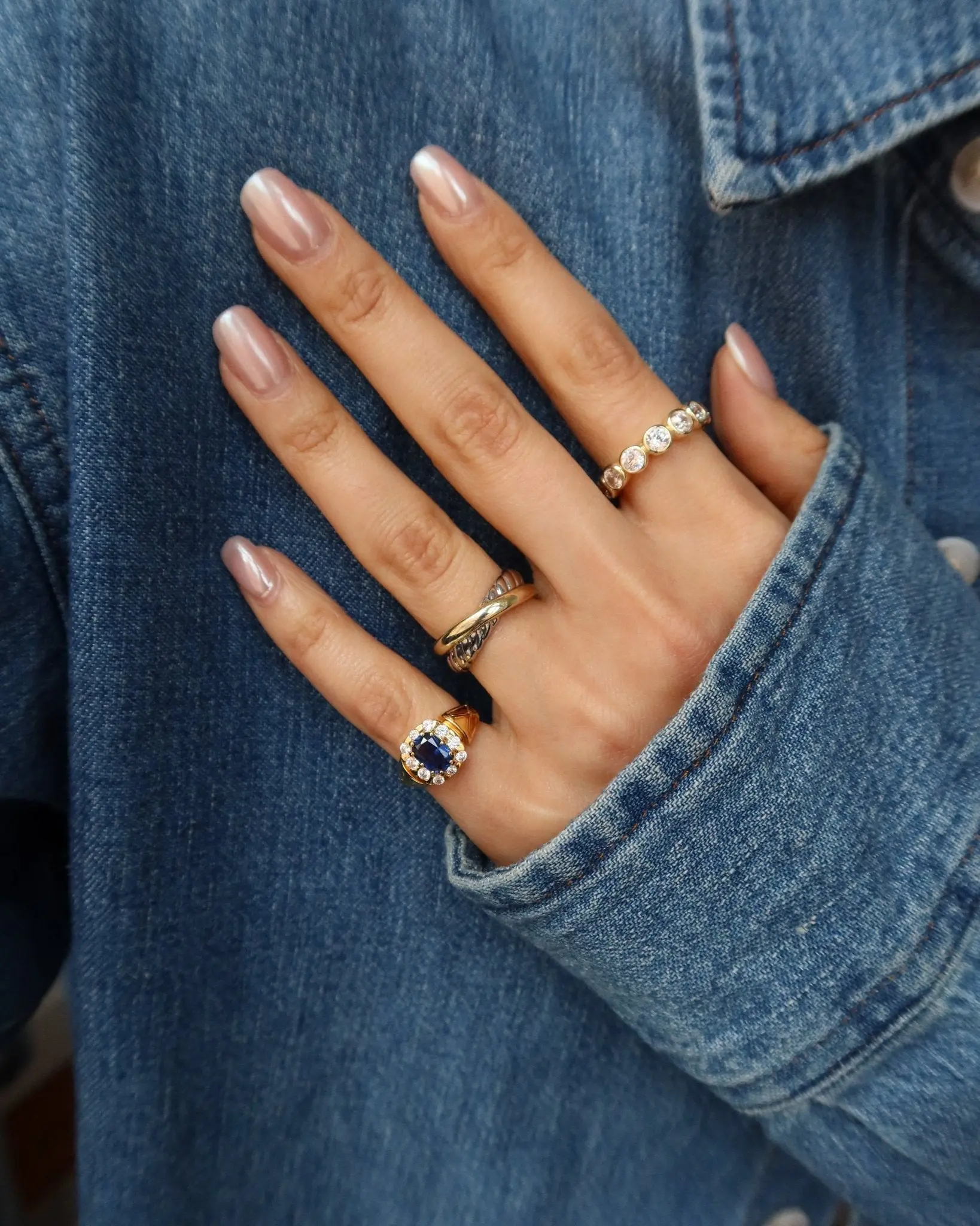 EMILY SIGNET PINKY RING