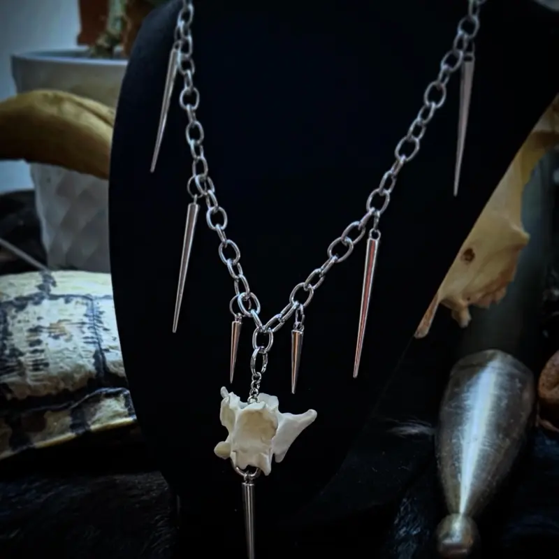 ELEGANCE- Fox vertebrae necklace