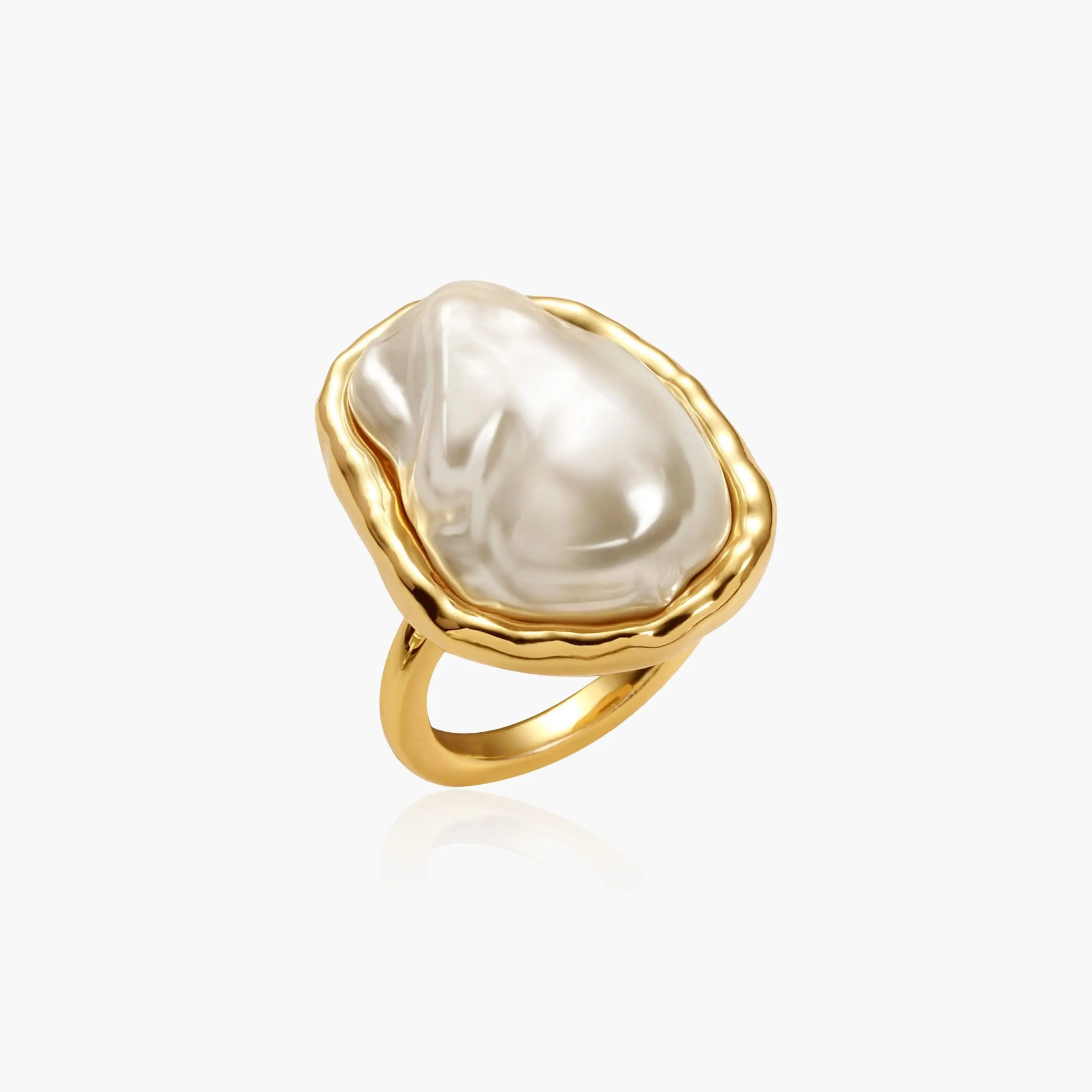en route 18K Gold Plated Wonder Pearl Ring in Gold, Glass Pearl Detail with Sleek Design, Perfect for Everyday Wear & Chic Layered Looks