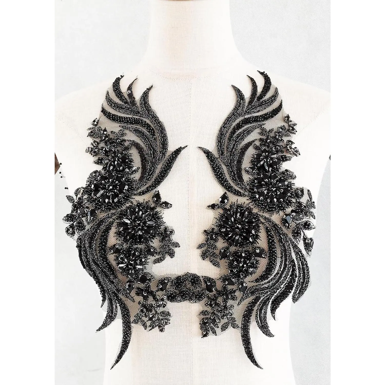 Handmade Beaded Appliques Embroidered Rhinestone Lace Beaded Apnplique with Sequins Trim lace Patches for Wedding Evening Dress DIY Manual Accessories One Pair LA1006-BLACK