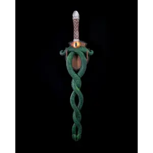 Ouroboros Blade: Authentic Dungeons and Dragons Cosplay Prop   Costumes