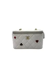 Pre-owned CHANEL leather Crossbody Bags 23C Coco Casino White Quilted Vanity Case With Gold Hardware(CN***10) CC1445