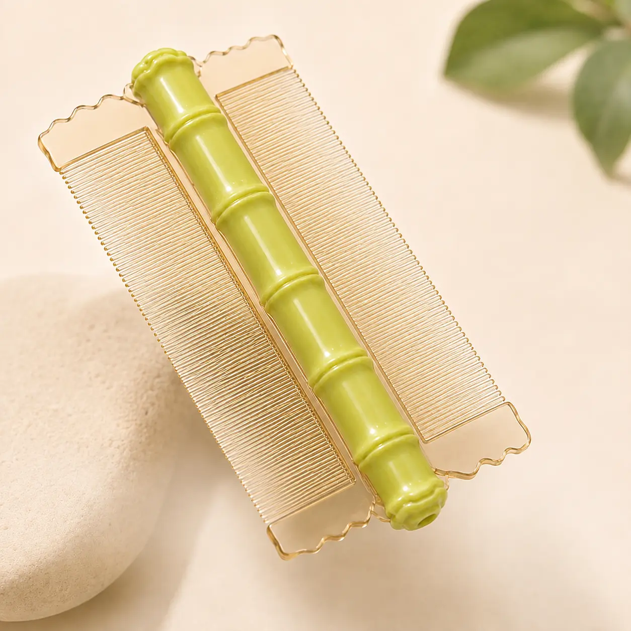 Double-Sided Fine-Tooth Scalp Cleansing Comb with Rounded Tips, Lightweight Bamboo-Style Handle for Wet or Dry Hair, Easy-Clean Hair & Scalp Care Tool for Adults and Kids
