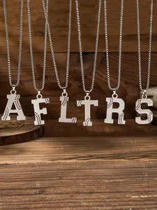 Baseball Letter Design Pendant Necklace, Alphabet Detail Pendant, Stainless Steel Jewelry for Party, Daily Clothing Decor, Trendy All-match & Exquisite Jewelry for Birthday Gift