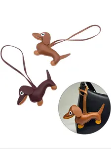 Cute Cartoon Sausage Dog Keychain, Keychain for Bags, Faux Leather Dog Charm, Backpack Car Phone Strap Decoration, Fun Bag Accessory, Bag Charms, 1pc Single Sausage Dog Pendant
