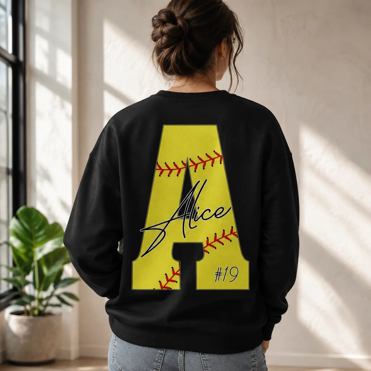 GENERIC Women's Classic Casual Softball Mama Top - Custom Alphabet Number Design, Comfortable Fabric, Flattering Fit, Mom Gift for Sports Enthusiasts