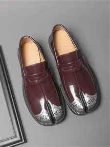 Men's Black-Silver Carved Platform Split-Toe Loafers: Glossy Cowhide + Height-Increasing Anti-Slip, High-Street Trendy Casual Slip On Shoes