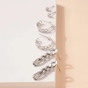 Chain Linked Earrings Set