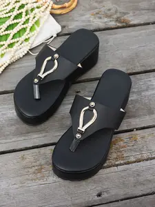 Resort-Ready Platform Flip Flops - Metallic Buckle Embellishment, Chunky Wedge Heel, Ideal for Beach Vacation & Pool Party