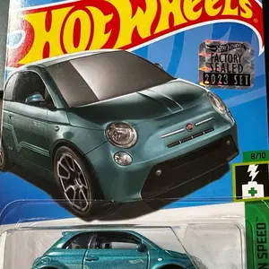 Hotwheels Fiat 500e