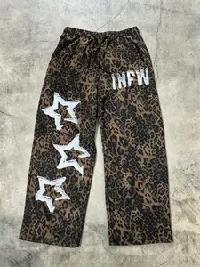 Unisex street style, Casual streetwear pants, leopard print pants with a relaxed fit, drawstring waistband, comfortable and casual design. Perfect for casual daily wear, stylish leopard prints suitable for hip-hop, campus, commuting