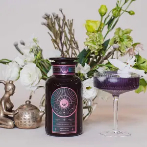 Queen of Wellness: Women's Hormone Balancing Tea for PMS, Healthy Cycles & Menopause