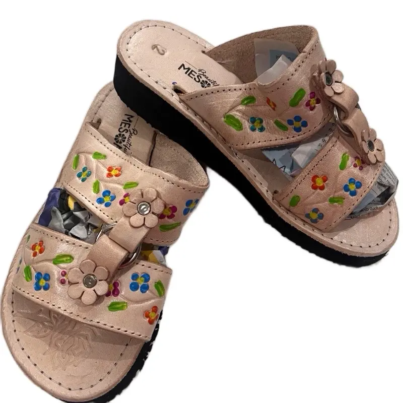 Huarache Mexicano de piel - Handmade Mexican Leather Women's Sandals - Hand Painted Flower Design - Open Toe - Comfortable Daily Use - Chancla beige Pintada - Versatile Footwear for All Seasons - Shoe