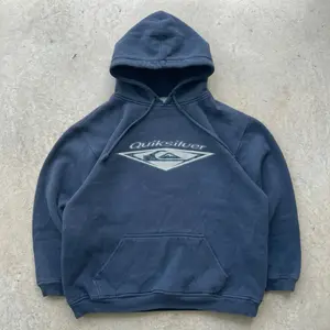 Vintage 90s Quiksilver Logo Faded Surf Tee Hoodie, Billabong Navy Surf Hoodie Sweatshirt, Retro Beachwear Outfit, Casual Unisex Streetwear Best Seller