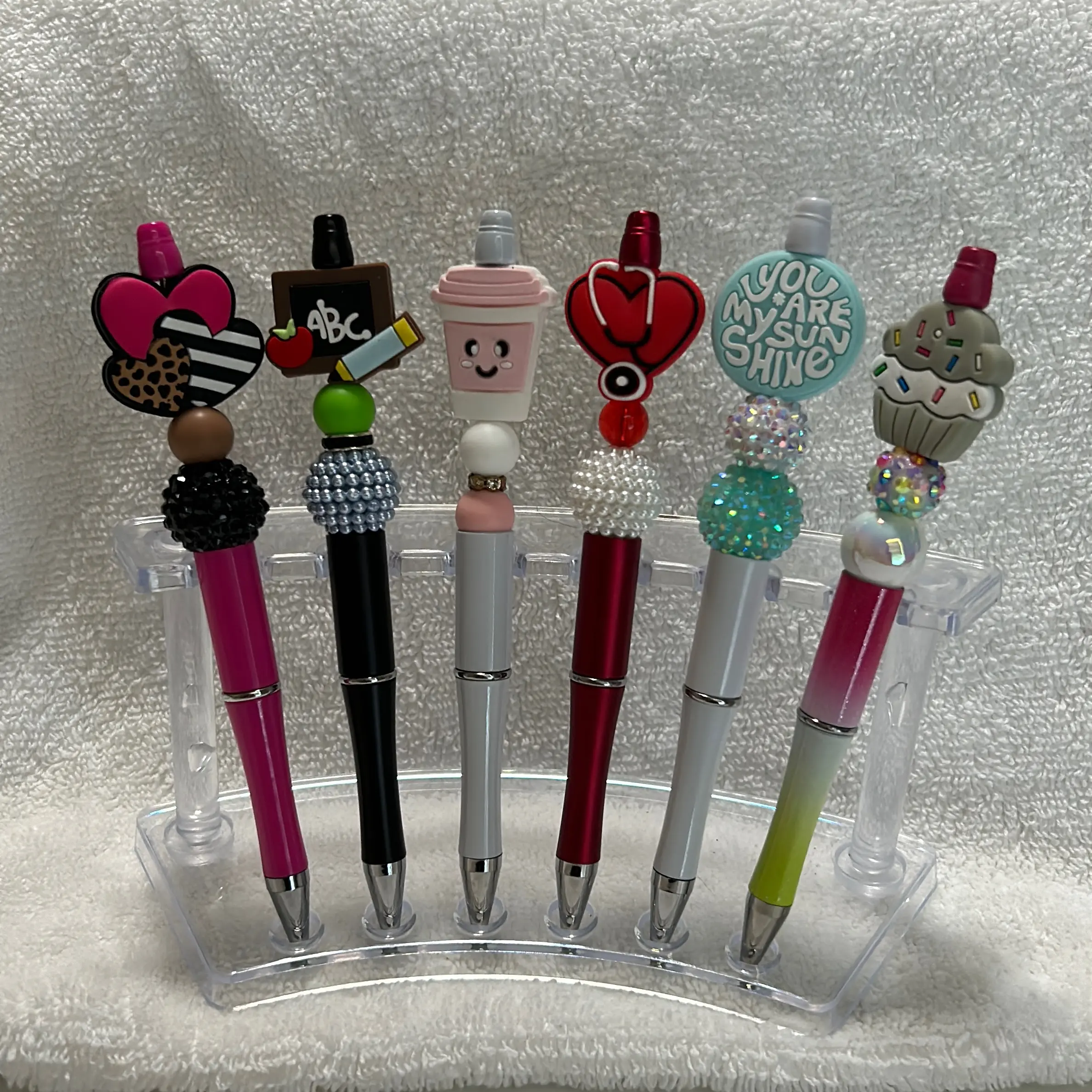 Customizable beaded pens