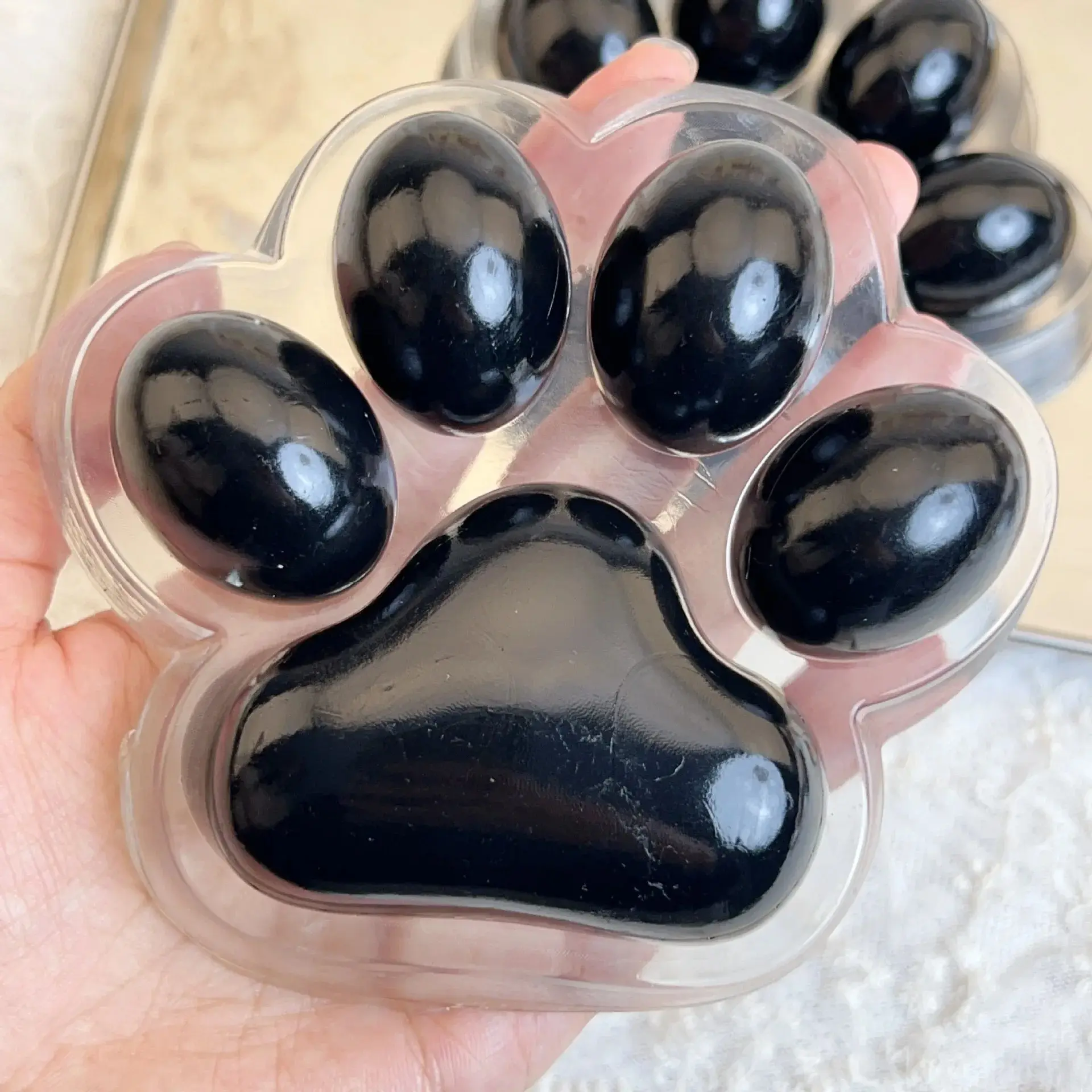 Children's Adult Venting Toy Squeeze Fun Transparent Black And White Color Popular Stress Relief Huge Crystal Big Cat Paw