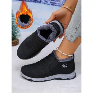 Women's Winter New Old Beijing Cotton Shoes, Fleece Lined Thickened Walking Boots, Anti-Slip Warm Snow Boots for Elderly Mothers, Slip Resistant Boots, Casual Outdoor Boot